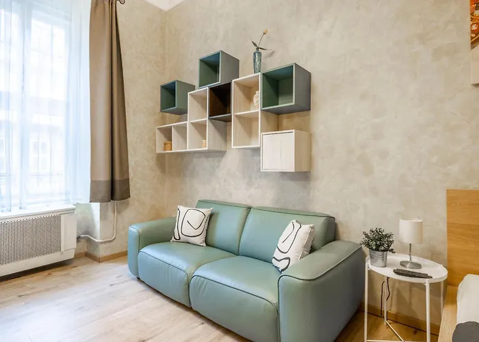 Deluxe N\' Cozy City Center 2Bedrm Suite